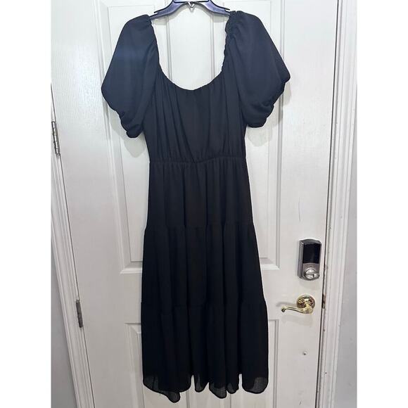 ASTR The Label Women's Black Poplin Puff Sleeve Smocked Tiered Midi Dress Size L - Picture 7 of 7